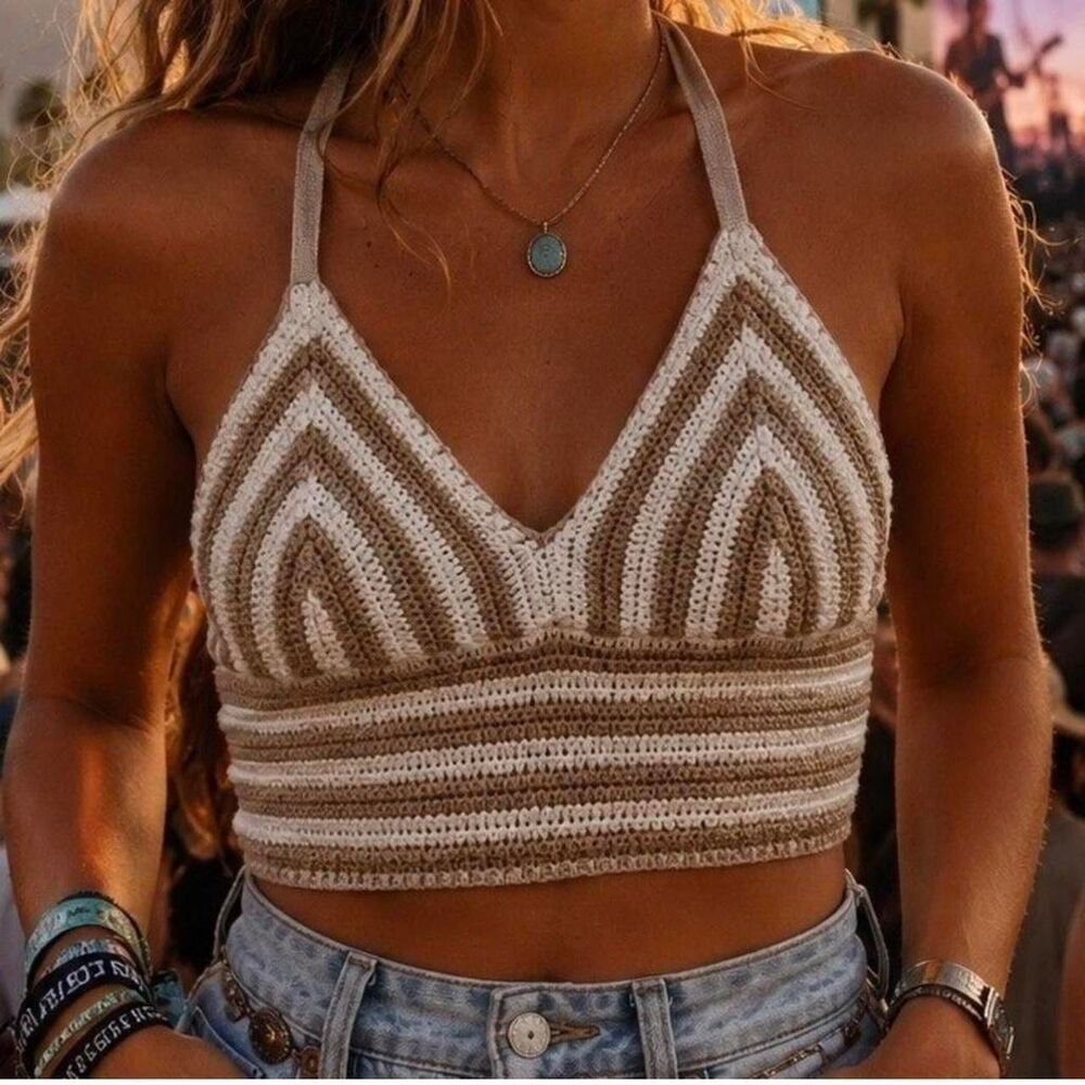 Hollister-co Women's Crop-top size xl